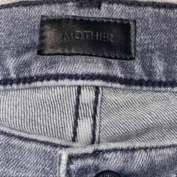 MOTHER The Scrapper Cuff Ankle Fray Jeans In Unstitched In The Dark Size 25 NWT - Picture 10 of 15